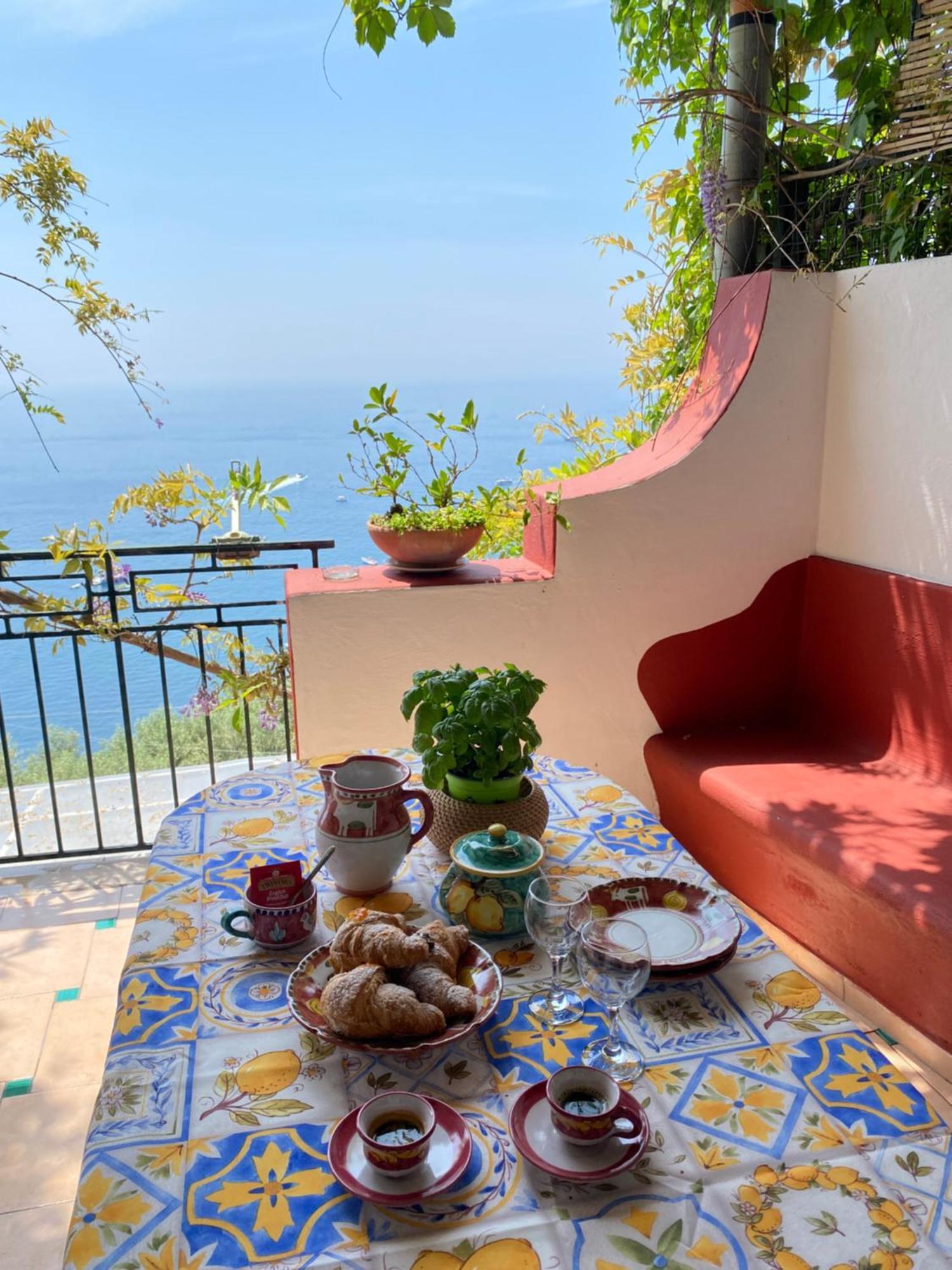 Positano'S Flats Apartment ภายนอก รูปภาพ